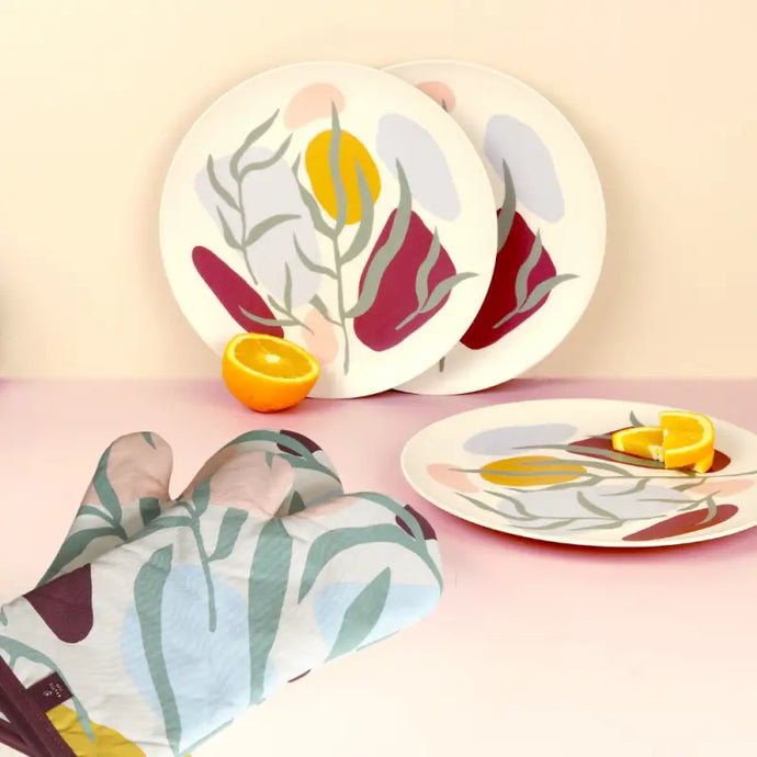 Ensemble Assiettes et mitaines de four - Nid - 55% de réduction - Baltic Club - Cuisine