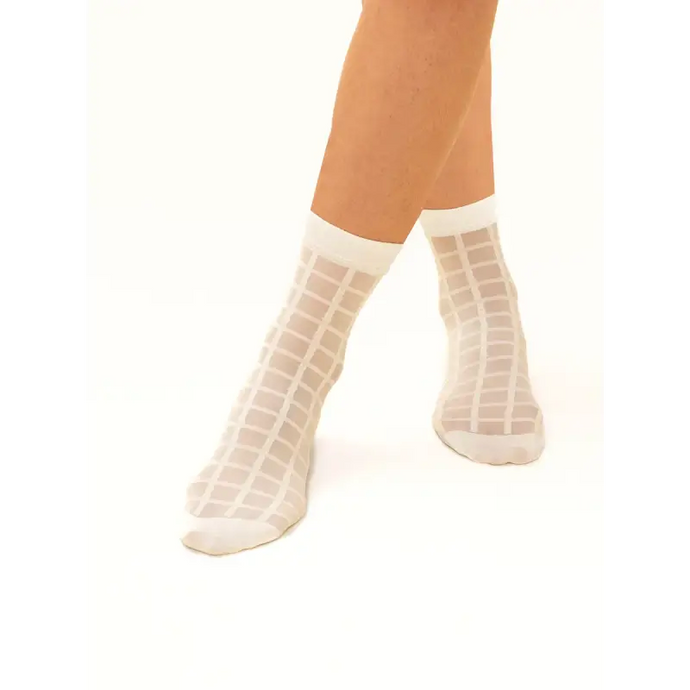Chaussettes transparentes à carreaux - blanc crème - 45% de réduction - From Rachel - Fev25 - Bas