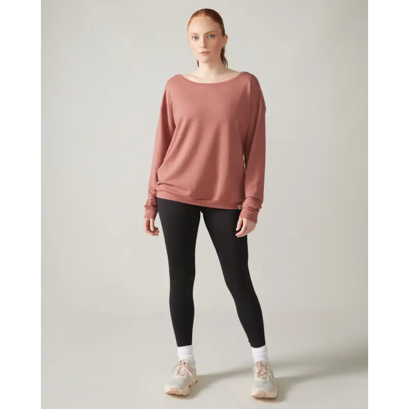 Load image into Gallery viewer, Women wearing the Flashdance Pullover by Rose Boreal - Dahlia / Femme qui porte le Chandail Flashdance de Rose Boreal - Dahlia
