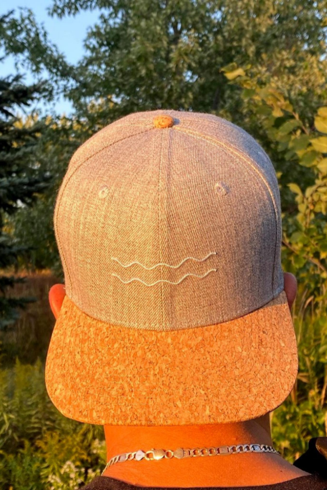 Chargez l&#39;image dans la visionneuse de la galerie, Casquette Shack avec visière de liège - vagues
